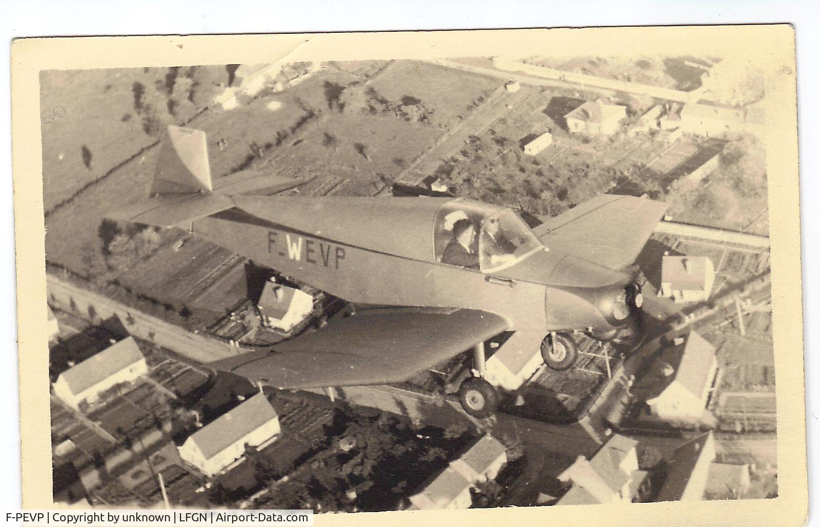 F-PEVP, Jodel D-112 C/N 186, First flight   Jodel D 112 s/n 186 over Paray-le Monial  year  1954

built by Mr Desserprit  for the aero club of Charolais