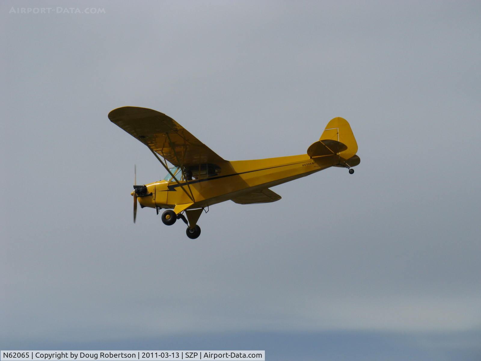 N62065, 1944 Piper J3C-65 Cub Cub C/N 13024, 1944 Piper J3C-65 CUB, Continental A&C65 65 Hp, on final Rwy 22