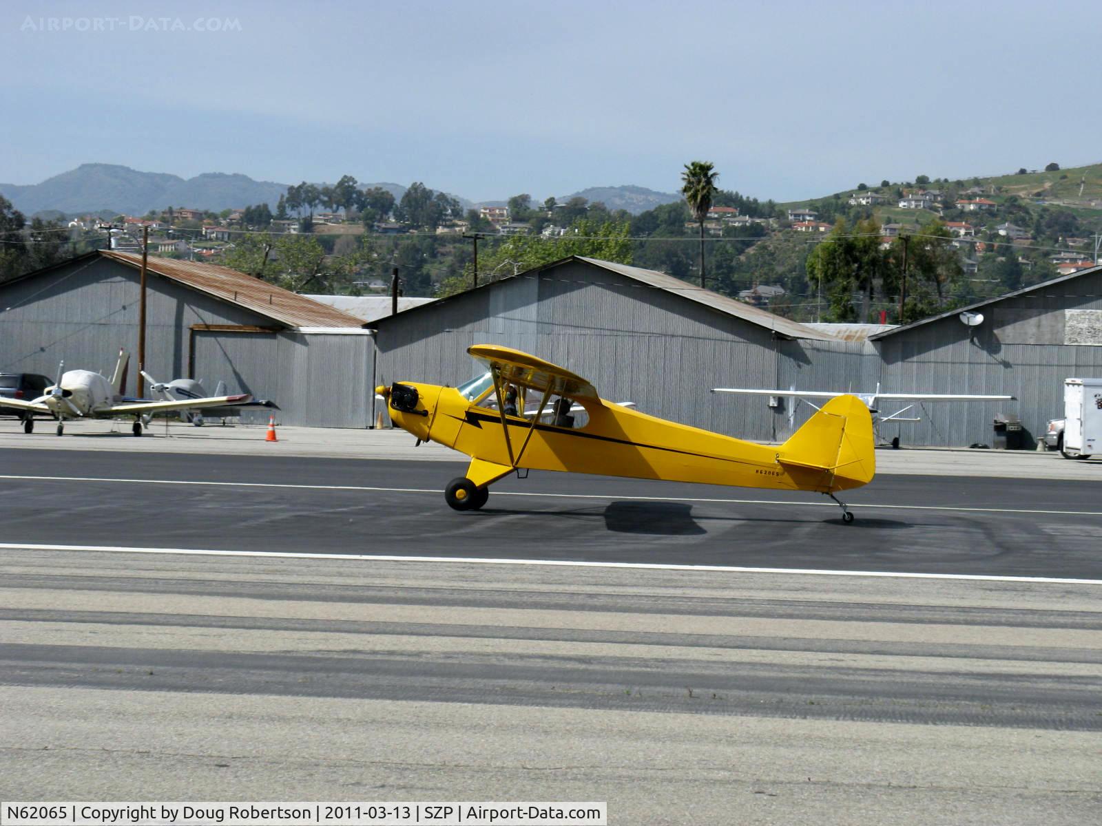 N62065, 1944 Piper J3C-65 Cub Cub C/N 13024, 1944 Piper J3C-65 CUB, Continental A&C65 65 Hp, landing roll Rwy 22