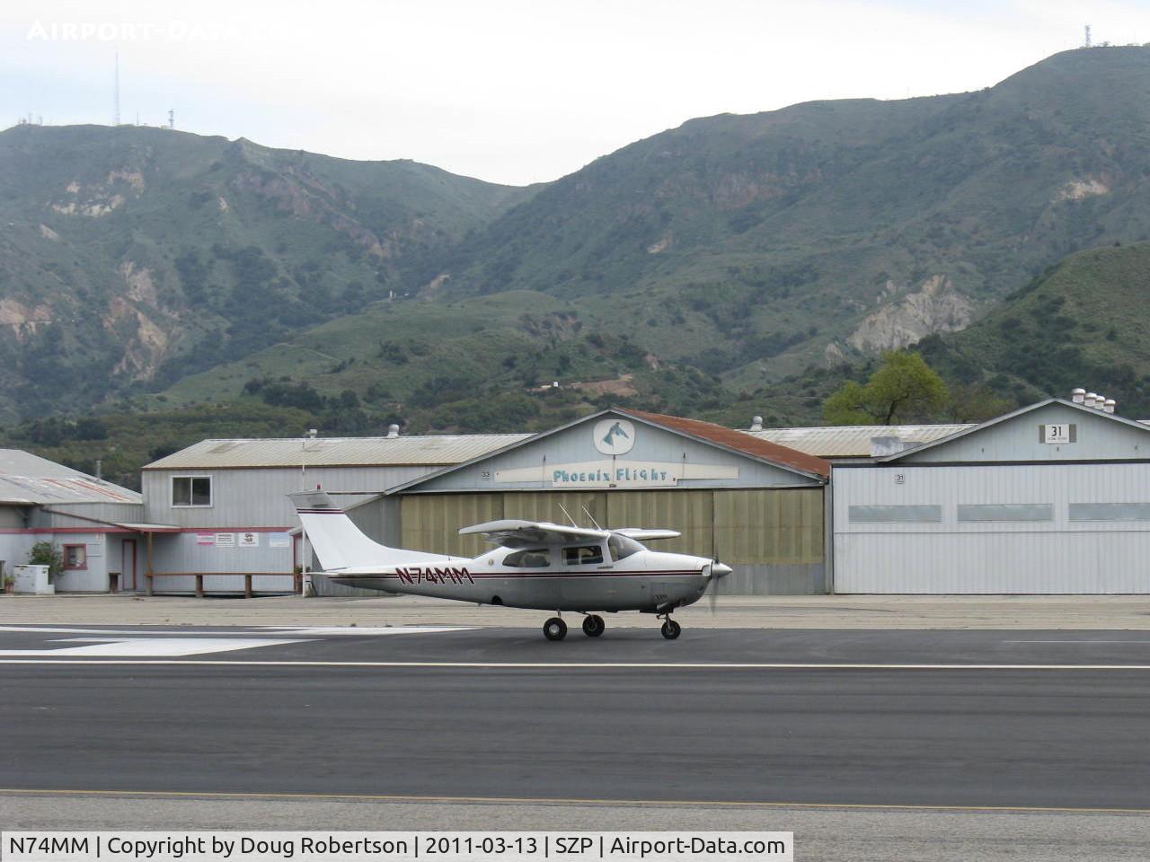 N74MM, 1974 Cessna T210L Turbo Centurion C/N 21060375, 1974 Cessna T210L TURBO CENTURION, Continental TSIO-520-R 310 Hp, takeoff roll Rwy 22