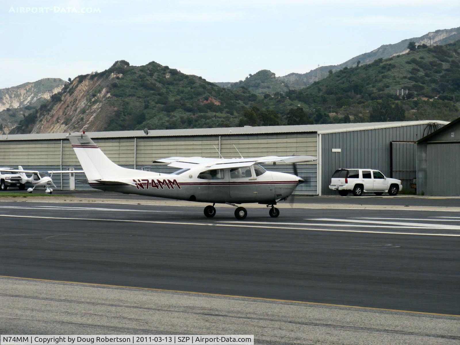 N74MM, 1974 Cessna T210L Turbo Centurion C/N 21060375, 1974 Cessna T210L TURBO CENTURION, Continental TSIO-520-R 310 Hp, taking the active