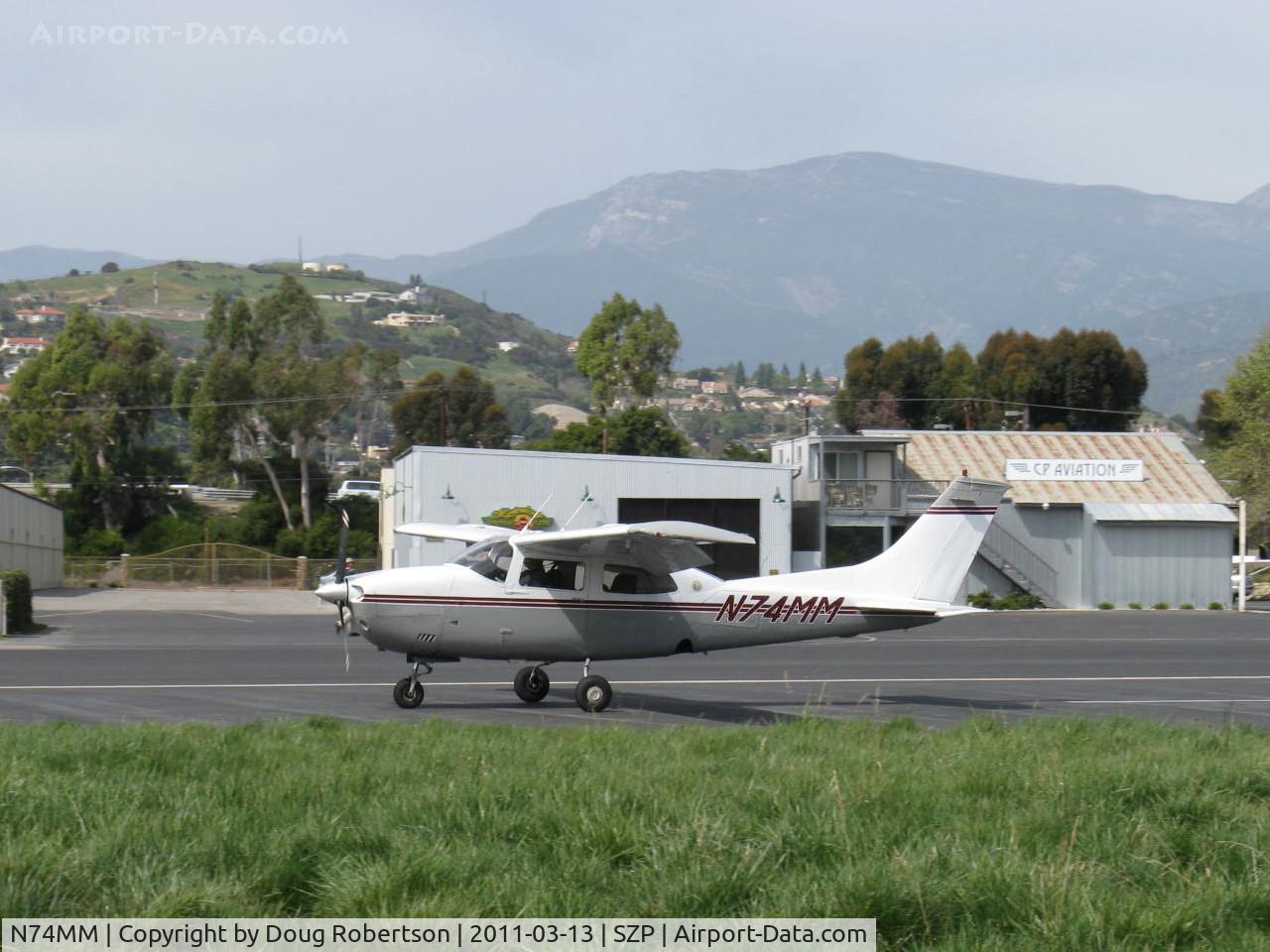 N74MM, 1974 Cessna T210L Turbo Centurion C/N 21060375, 1974 Cessna T210L TURBO CENTURION, Continental TSIO-520-R 310 Hp, landing roll Rwy 22