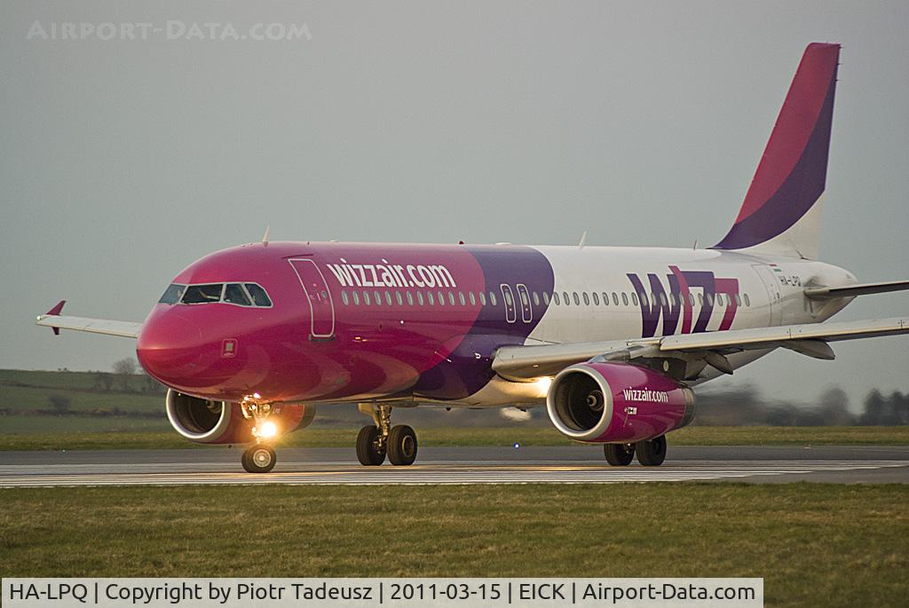HA-LPQ, 2008 Airbus A320-232 C/N 3409, cork