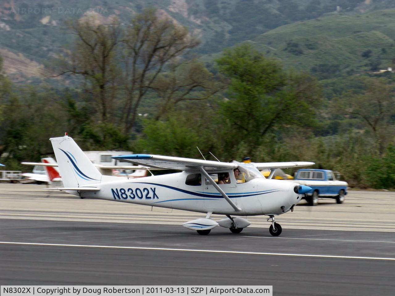 N8302X, 1961 Cessna 172C C/N 17248802, 1961 Cessna 172C SKYHAWK, Continental O-300 145 Hp, takeoff roll rwy 22