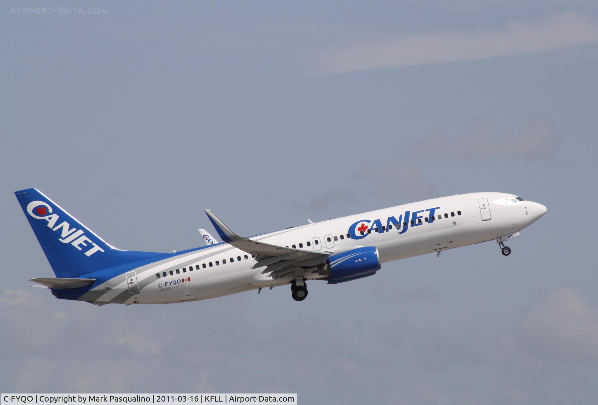 C-FYQO, 2002 Boeing 737-8AS C/N 29934, Boeing 737-800