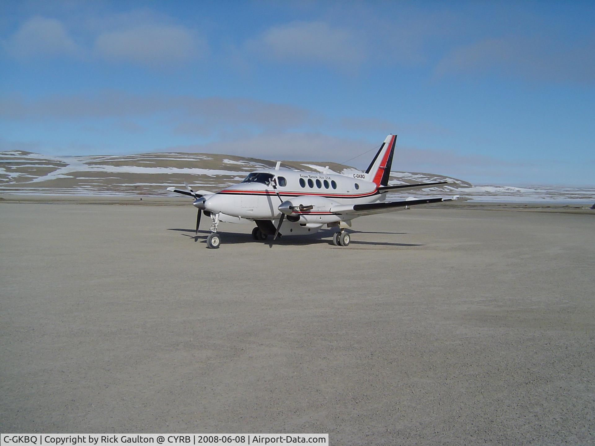 C-GKBQ, 1970 Beech 100 King Air C/N B-62, Resolute Bay, NU.
