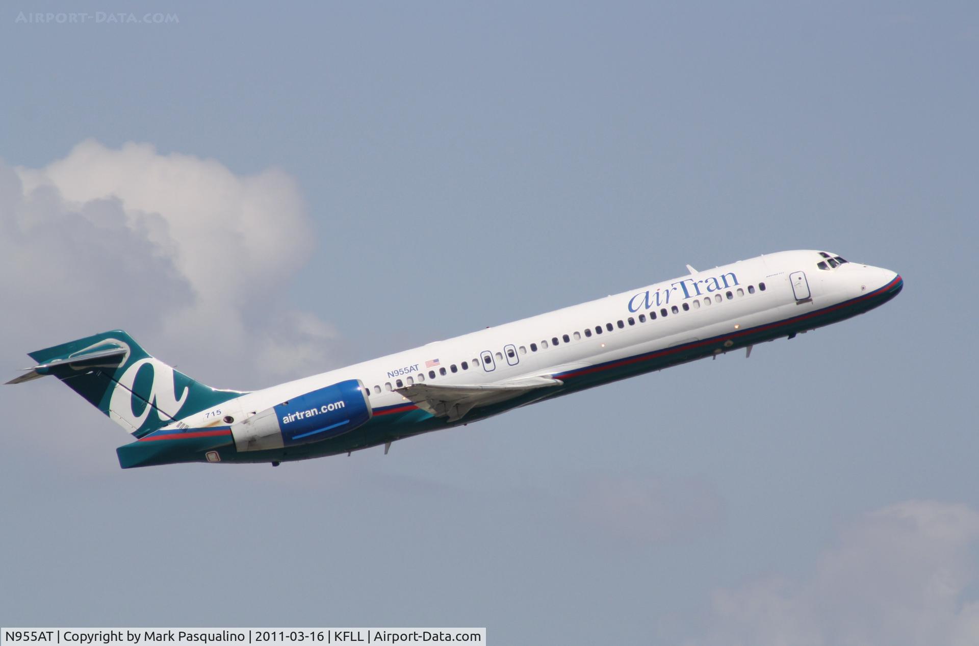 N955AT, 2000 Boeing 717-200 C/N 55017, Boeing 717-200