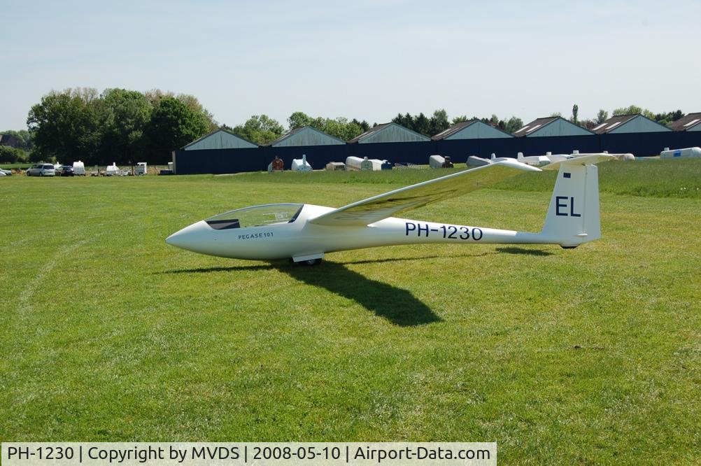 PH-1230, 1986 Centrair C101D Pegase C/N 101D-0512, at EBNM airfield