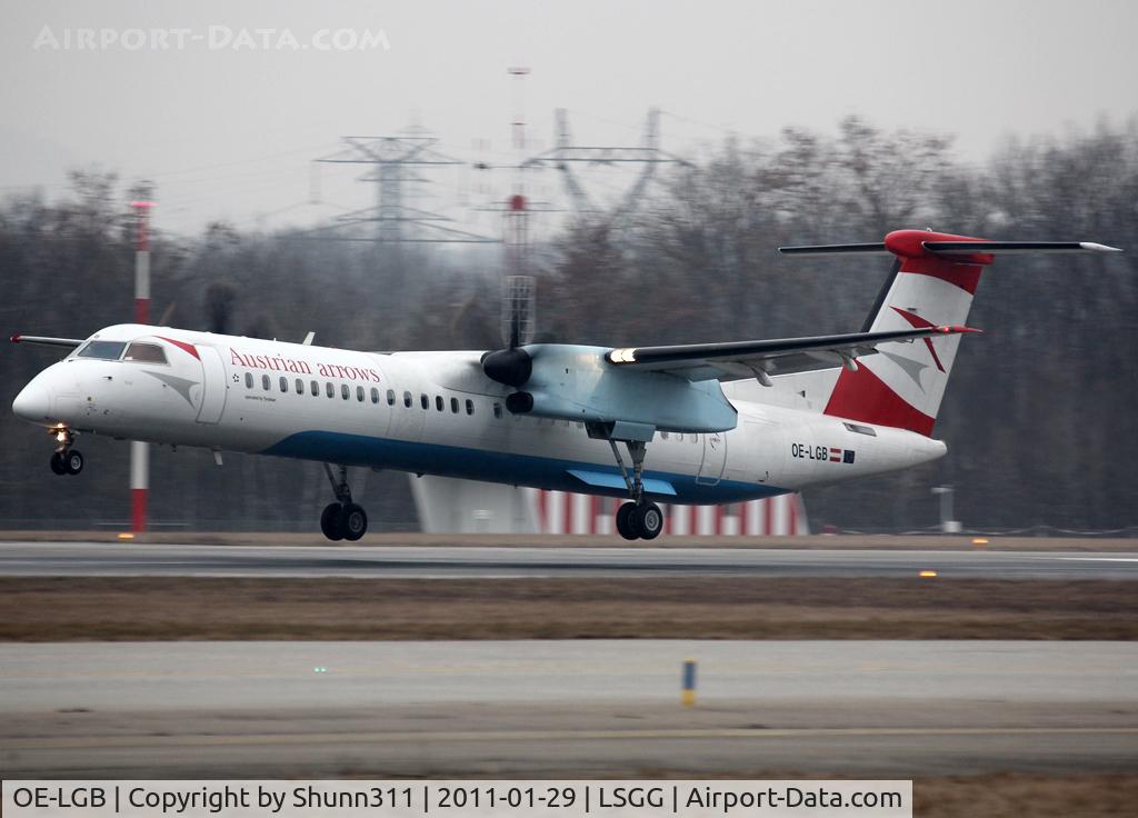 OE-LGB, 1999 De Havilland Canada DHC-8-402Q Dash 8 C/N 4015, Landing rwy 23