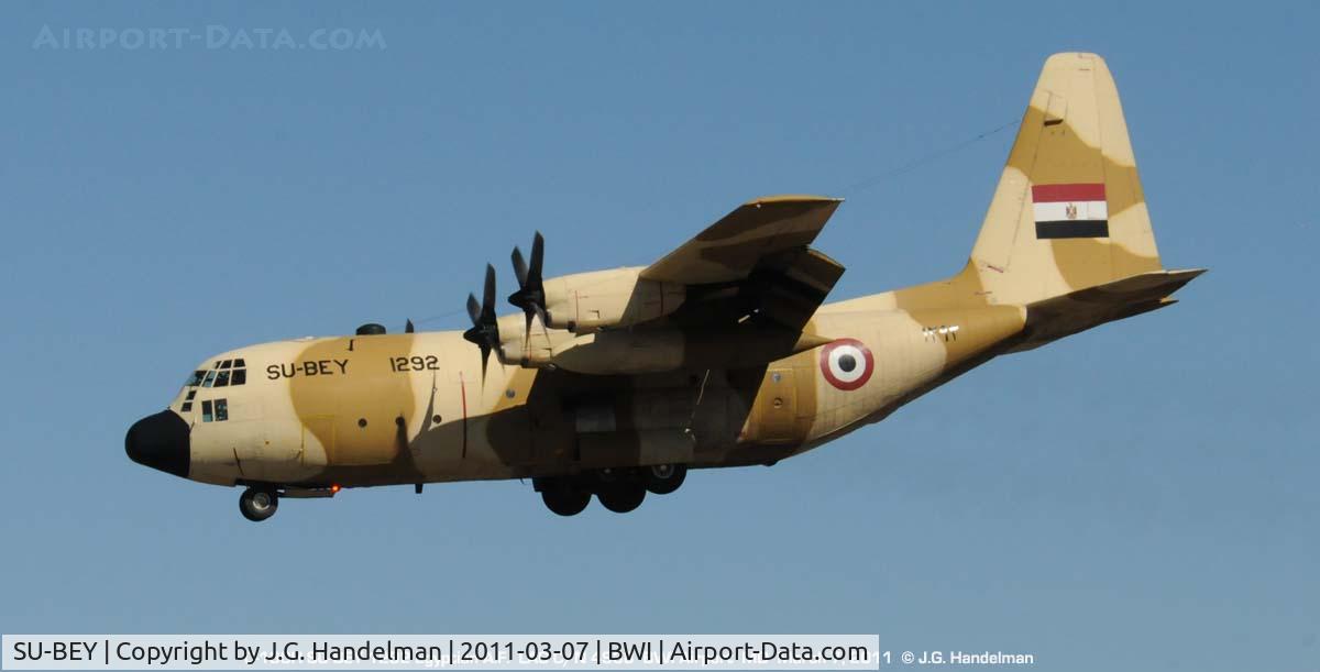 SU-BEY, 1982 Lockheed C-130H Hercules C/N 382-4938, Egyptian AF C-130H on final @BWI