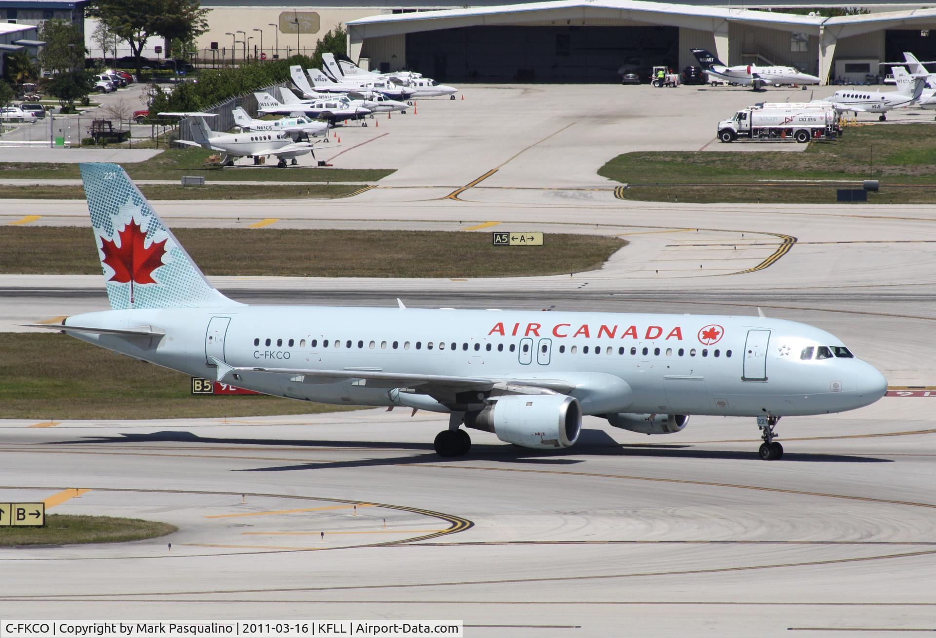 C-FKCO, 1991 Airbus A320-211 C/N 277, Airbus A320