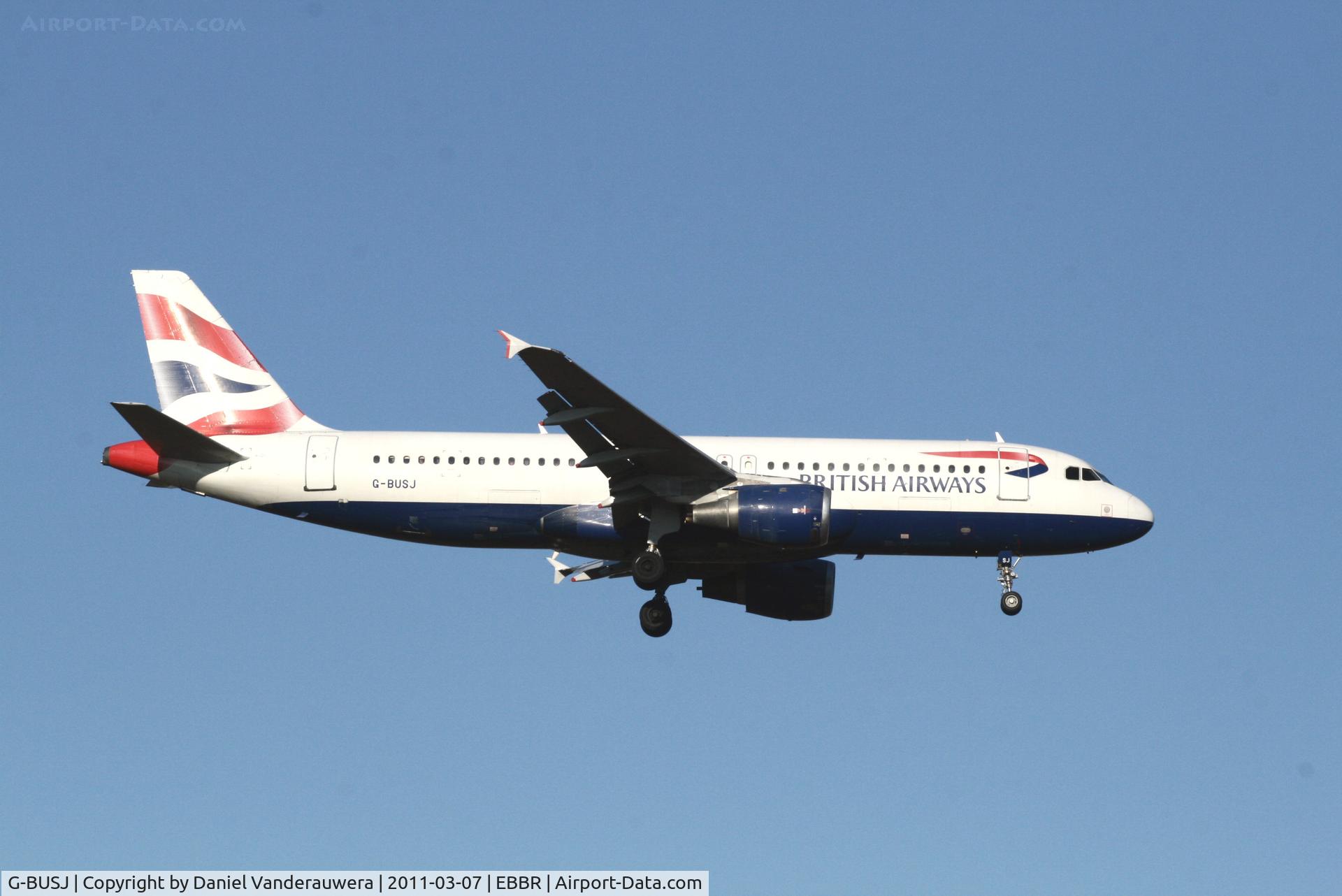 G-BUSJ, 1990 Airbus A320-211 C/N 109, Flight BA388 is descending to RWY 02
