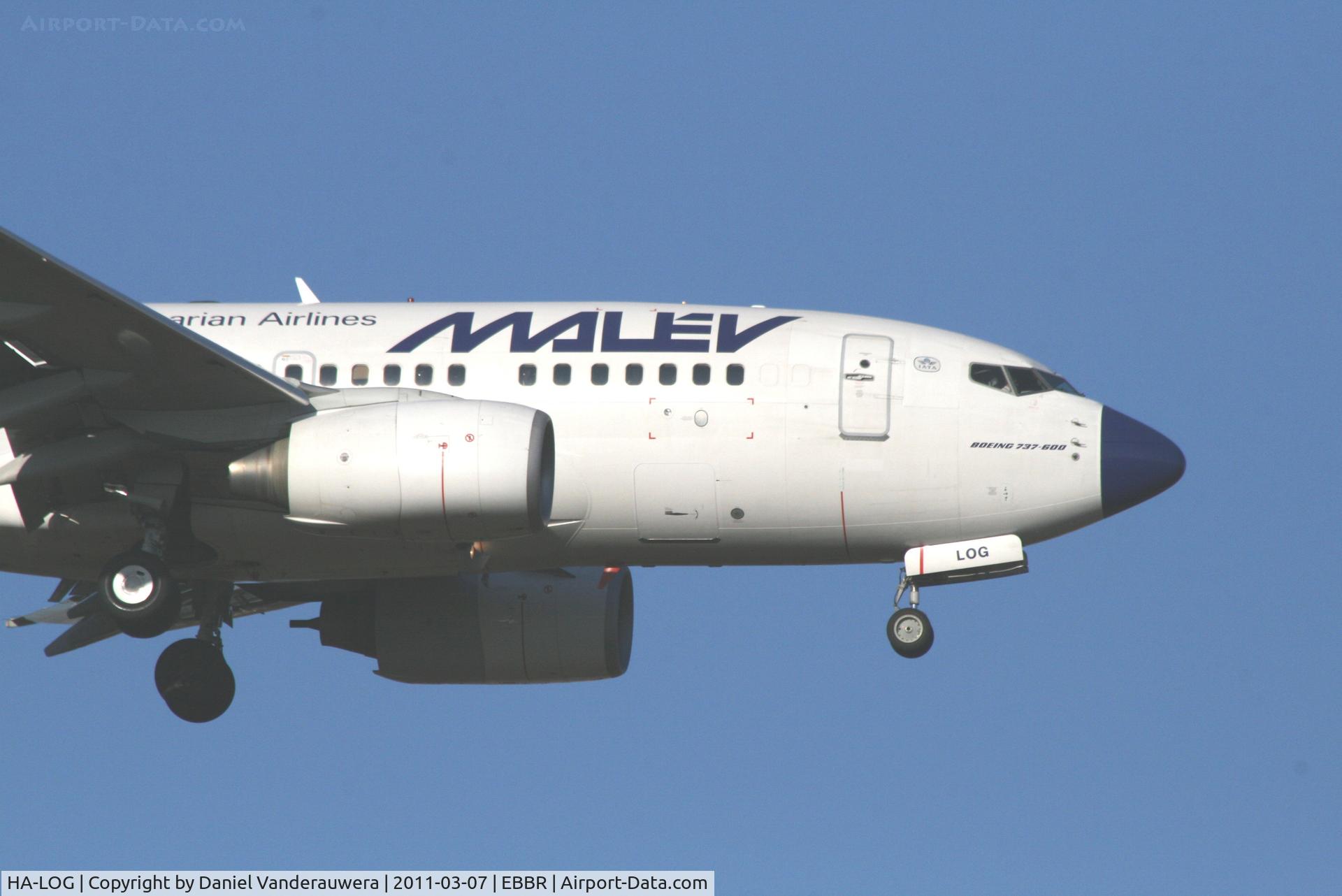 HA-LOG, 2004 Boeing 737-6Q8 C/N 28261, Flight MA600 is descending to RWY 02