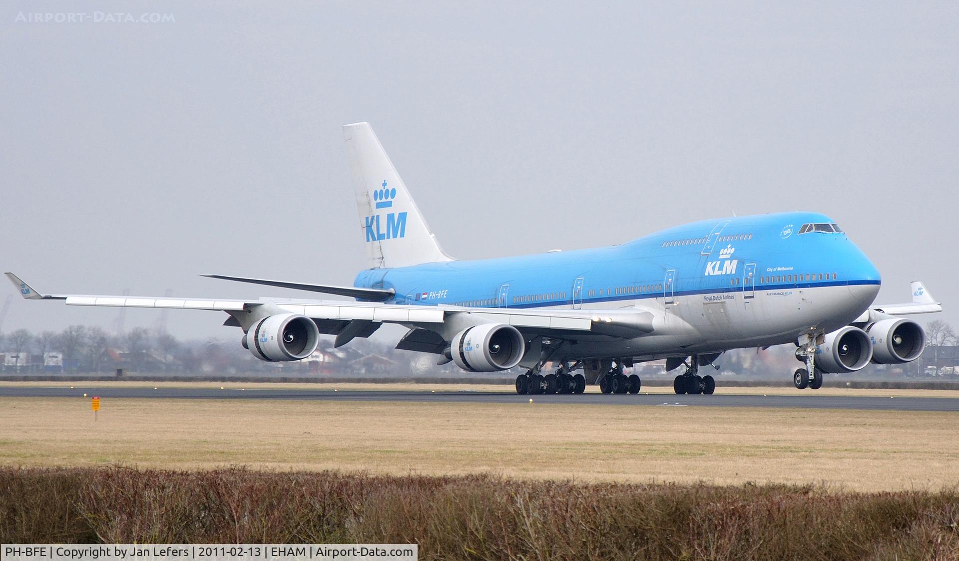 PH-BFE, 1990 Boeing 747-406BC C/N 24201, Landing on the Polderbaan