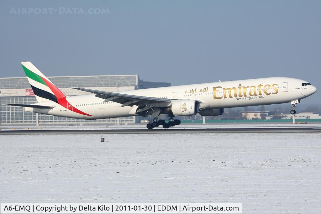 A6-EMQ, 2002 Boeing 777-31H C/N 32697, Emirates