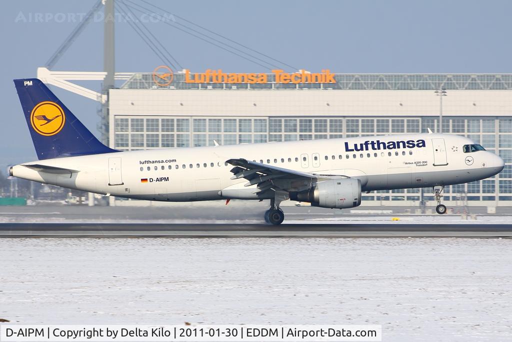 D-AIPM, 1990 Airbus A320-211 C/N 104, DLH [LH] Lufthansa