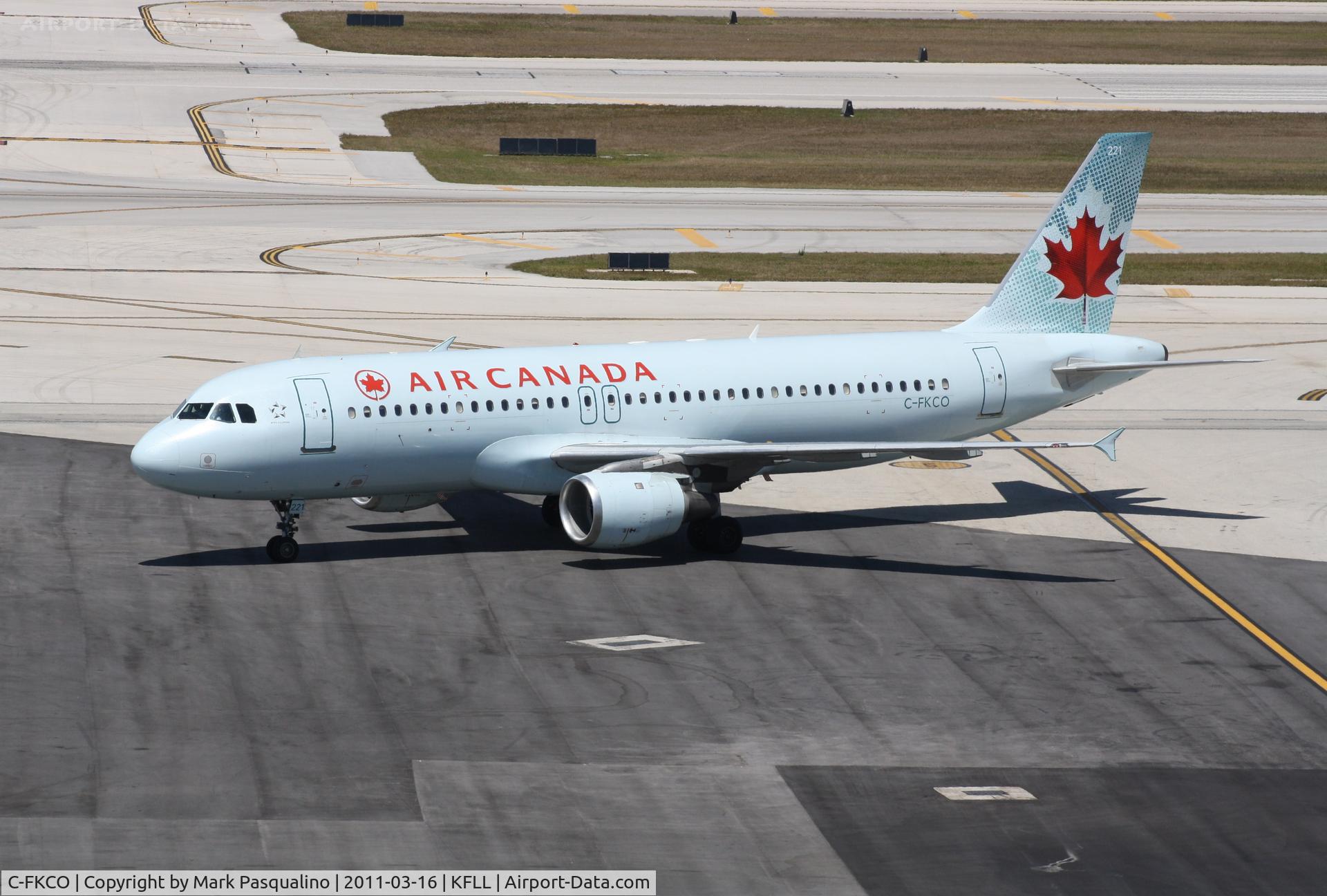 C-FKCO, 1991 Airbus A320-211 C/N 277, Airbus A320