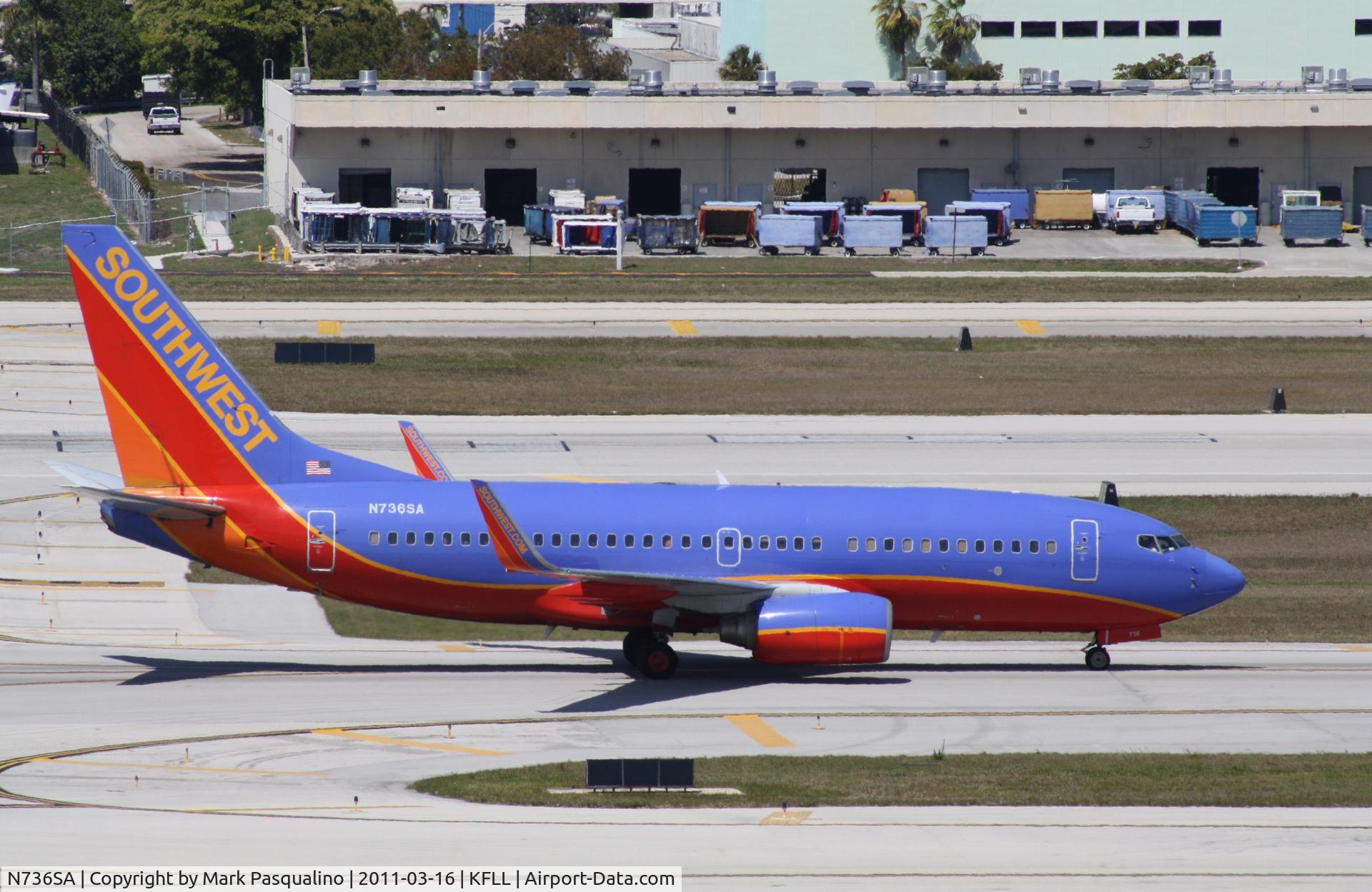 N736SA, 1999 Boeing 737-7H4 C/N 27868, Boeing 737-700