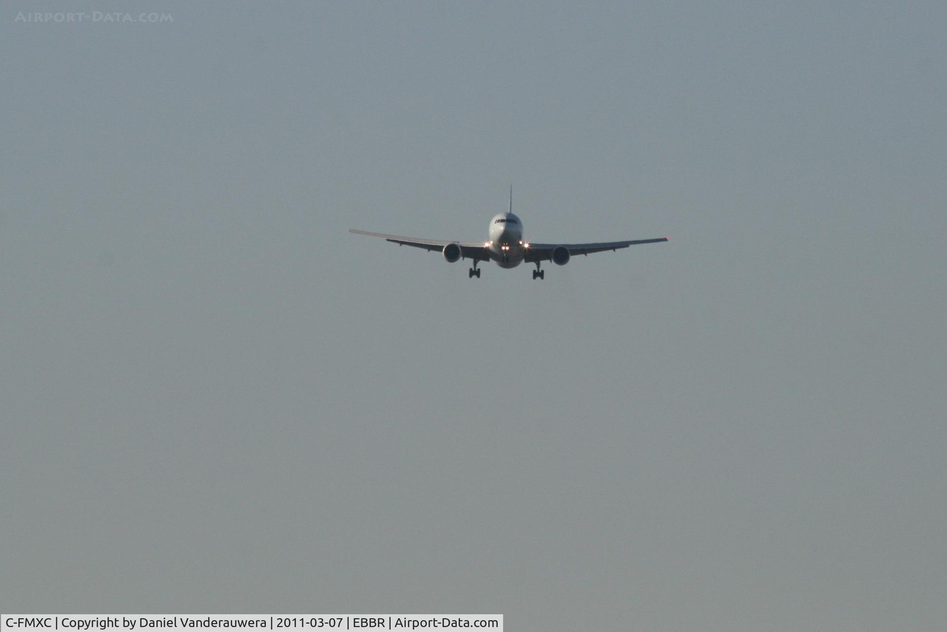 C-FMXC, 1996 Boeing 767-333/ER C/N 25588, Flight AC832 on approach to RWY 02