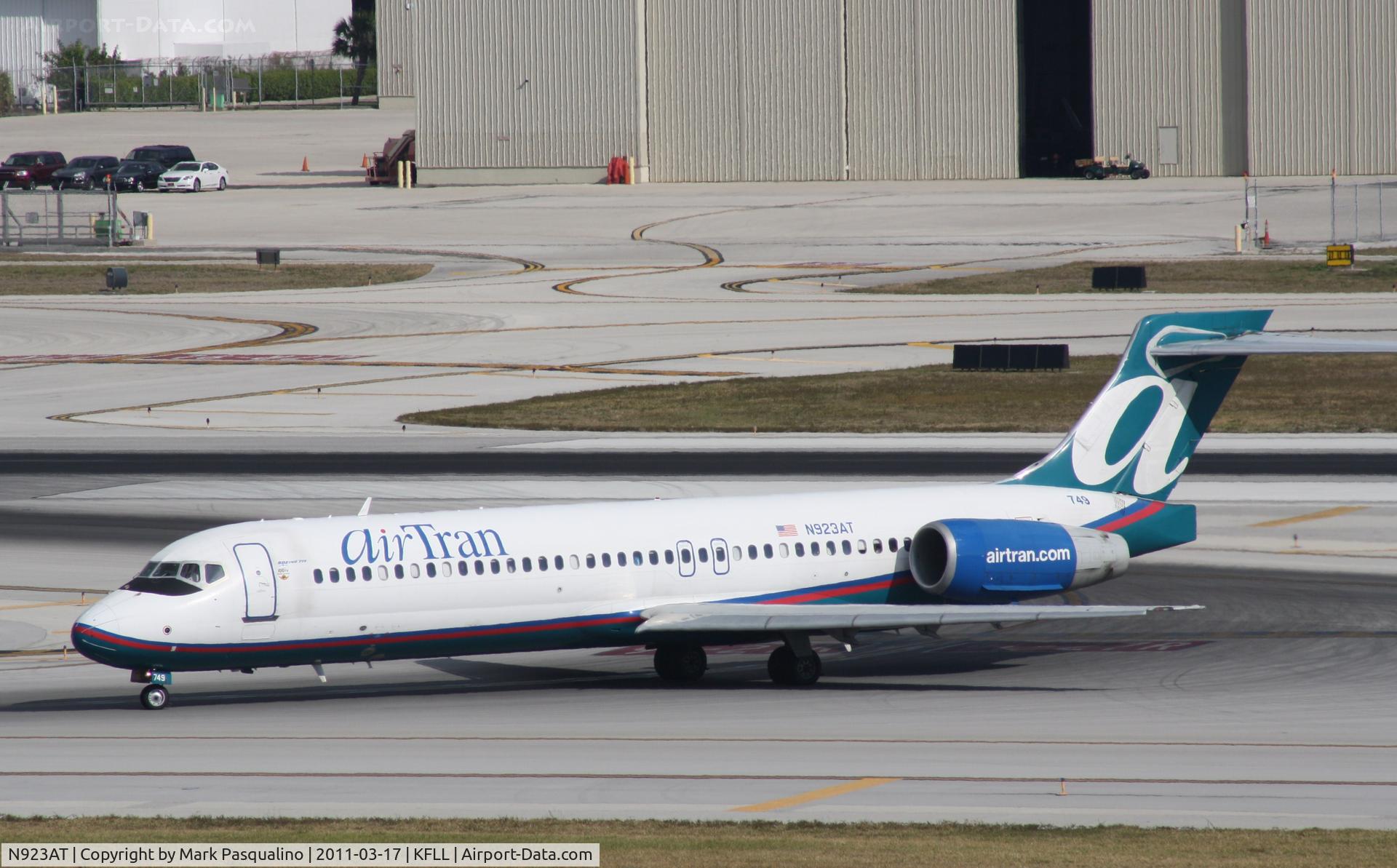 N923AT, 2005 Boeing 717-200 C/N 55051, Boeing 717-200