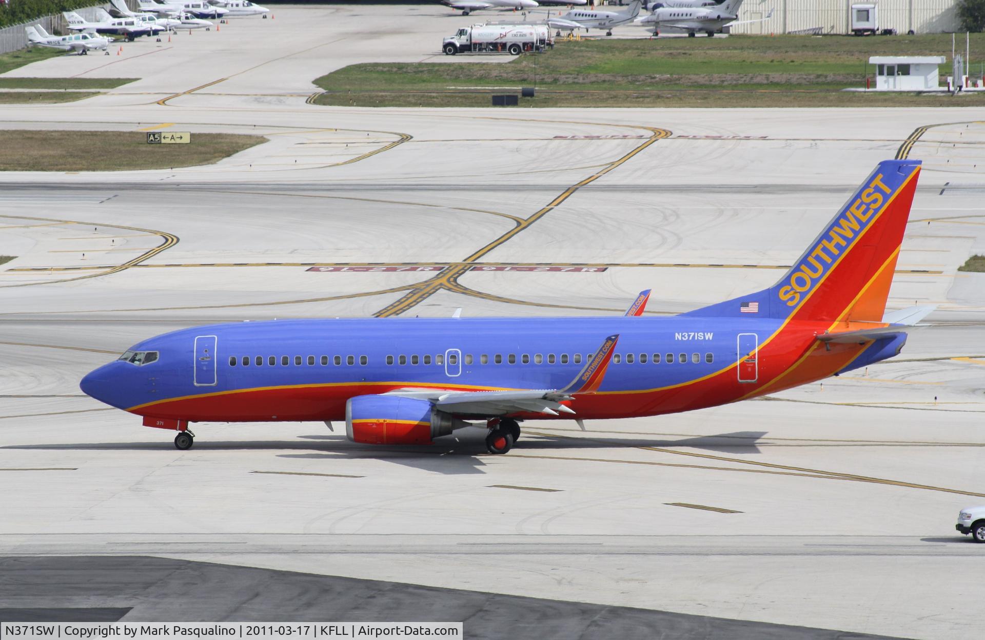N371SW, 1993 Boeing 737-3H4 C/N 26598, Boeing 737-300