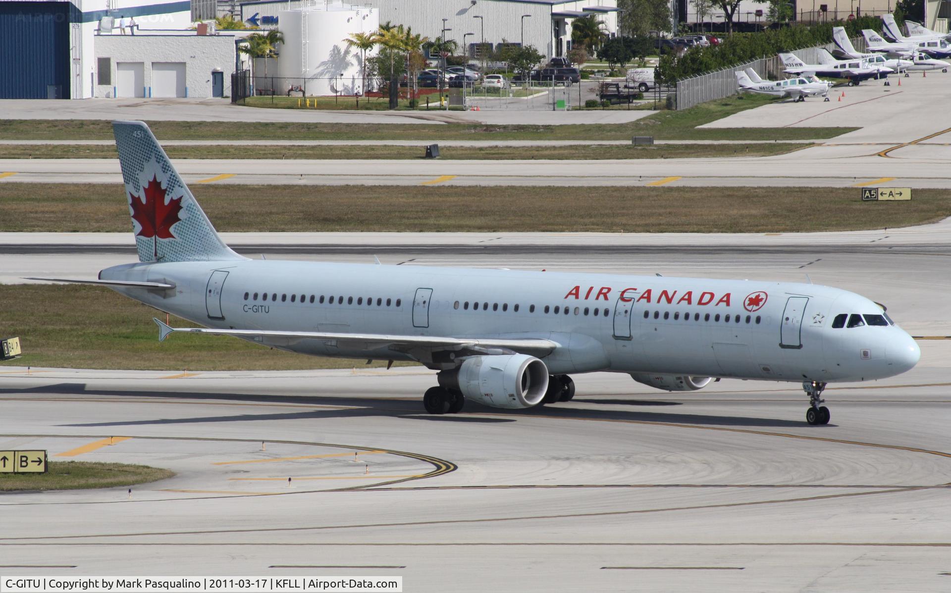 C-GITU, 2001 Airbus A321-211 C/N 1602, Airbus A321