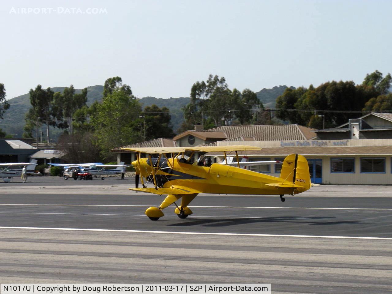 N1017U, 1939 CASA 1-131 Jungmann C/N E3B-435, 1939 Bucker JUNGMANN, C.A.S.A. 1.131, Lycoming O-360 180 Hp upgrade conversion, landing Rwy 22