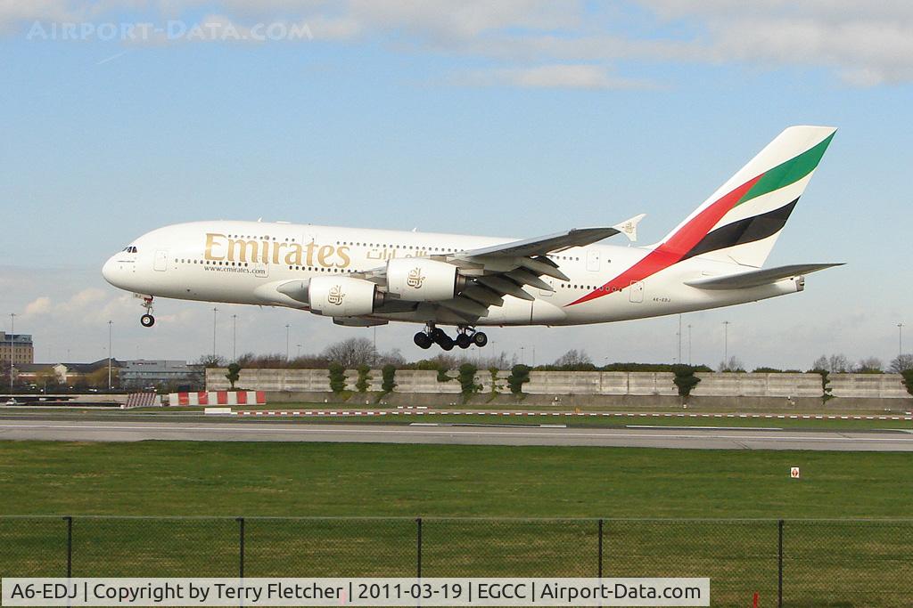 A6-EDJ, 2006 Airbus A380-861 C/N 009, Emirates' 2006 Airbus A380-861, c/n: 009 landing at Manchester (UK)