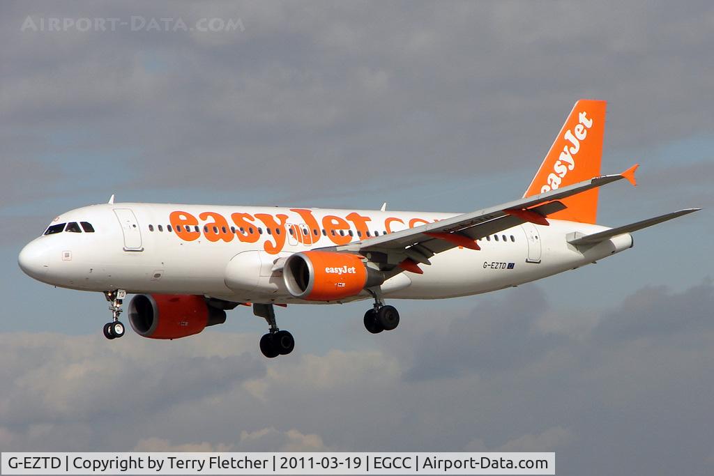 G-EZTD, 2009 Airbus A320-214 C/N 3909, Easyjet's 2009 Airbus A320-214, c/n: 3909 arriving into Manchester (UK)