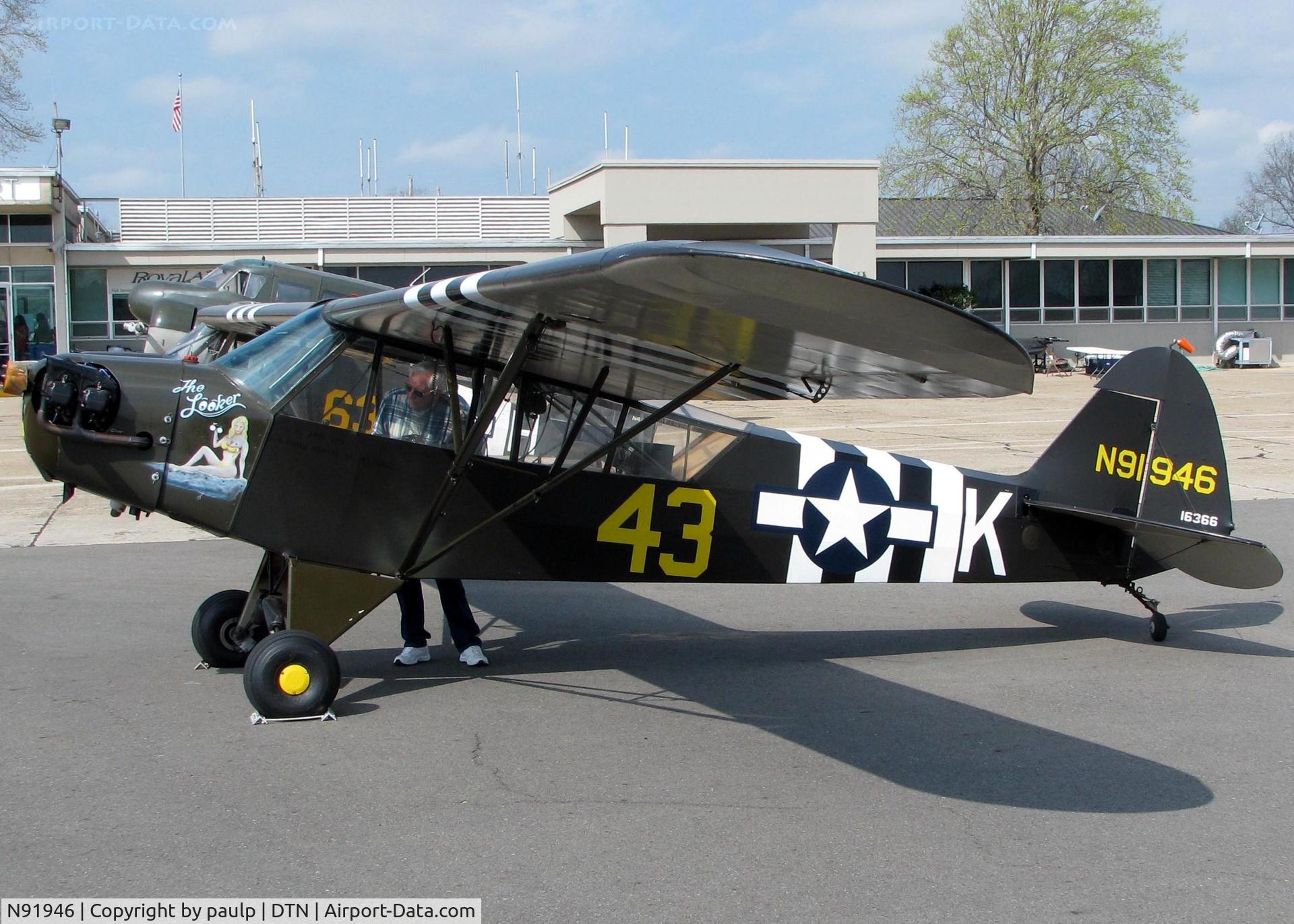 N91946, 1946 Piper J3C-65 Cub C/N 16366, At Downtown Shreveport.