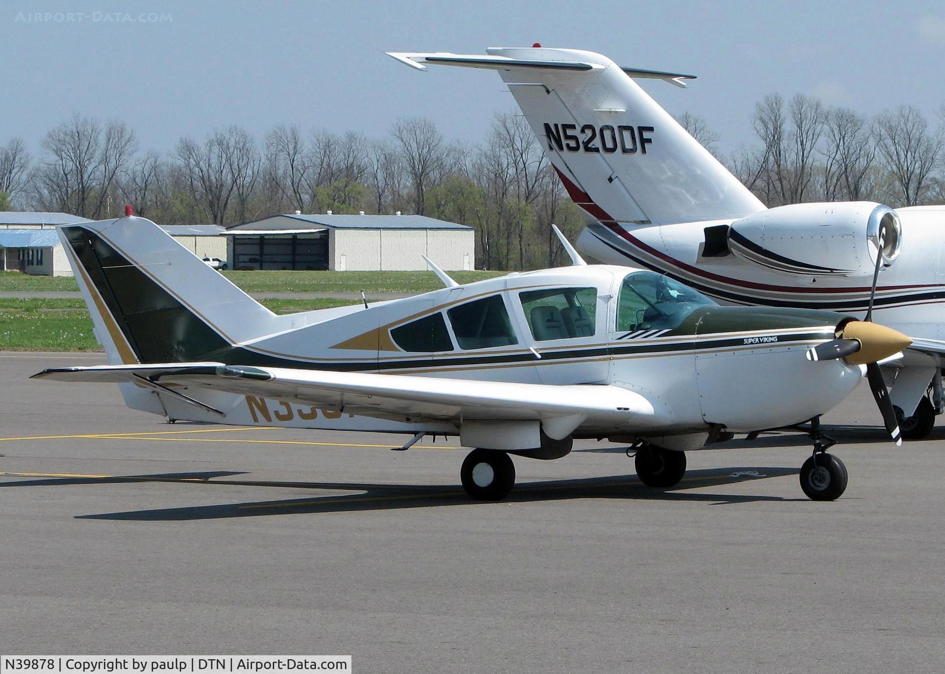 N39878, 1973 Bellanca 17-30A Viking C/N 73-30548, At Downtown Shreveport.