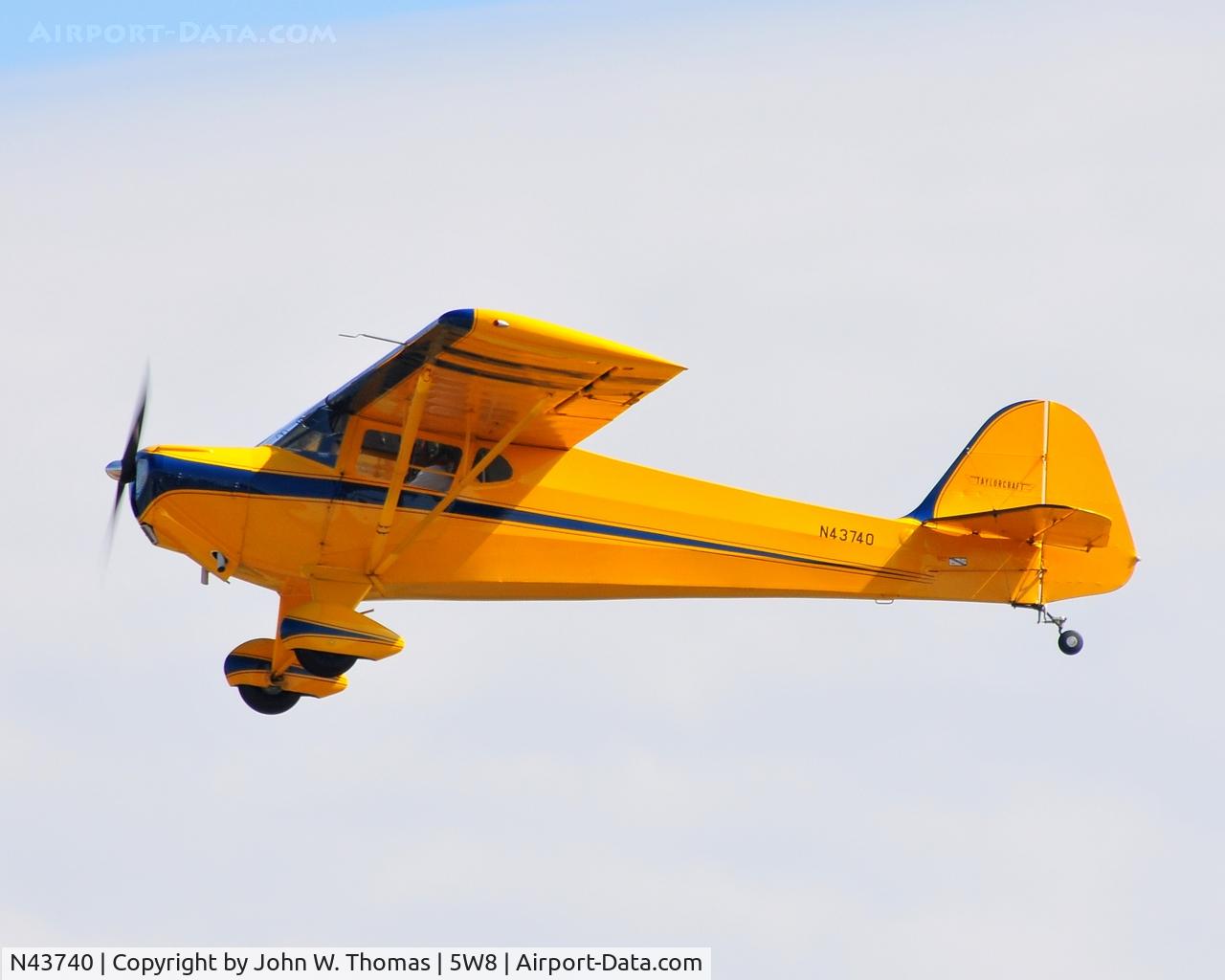 N43740, 1946 Taylorcraft BC12-D C/N 7399, Departing runway 4