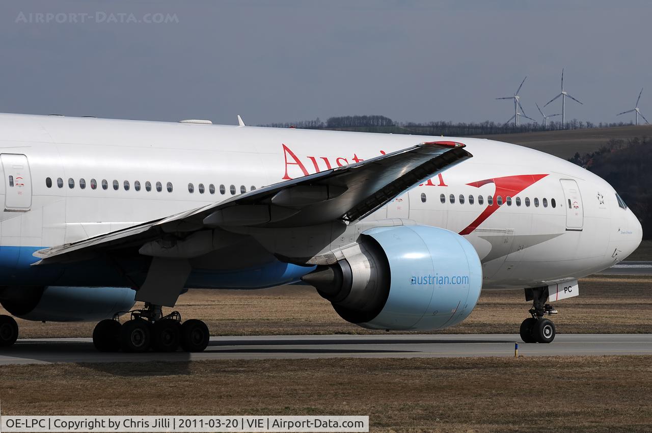 OE-LPC, 2002 Boeing 777-2Z9/ER C/N 29313, Austrian Airlines