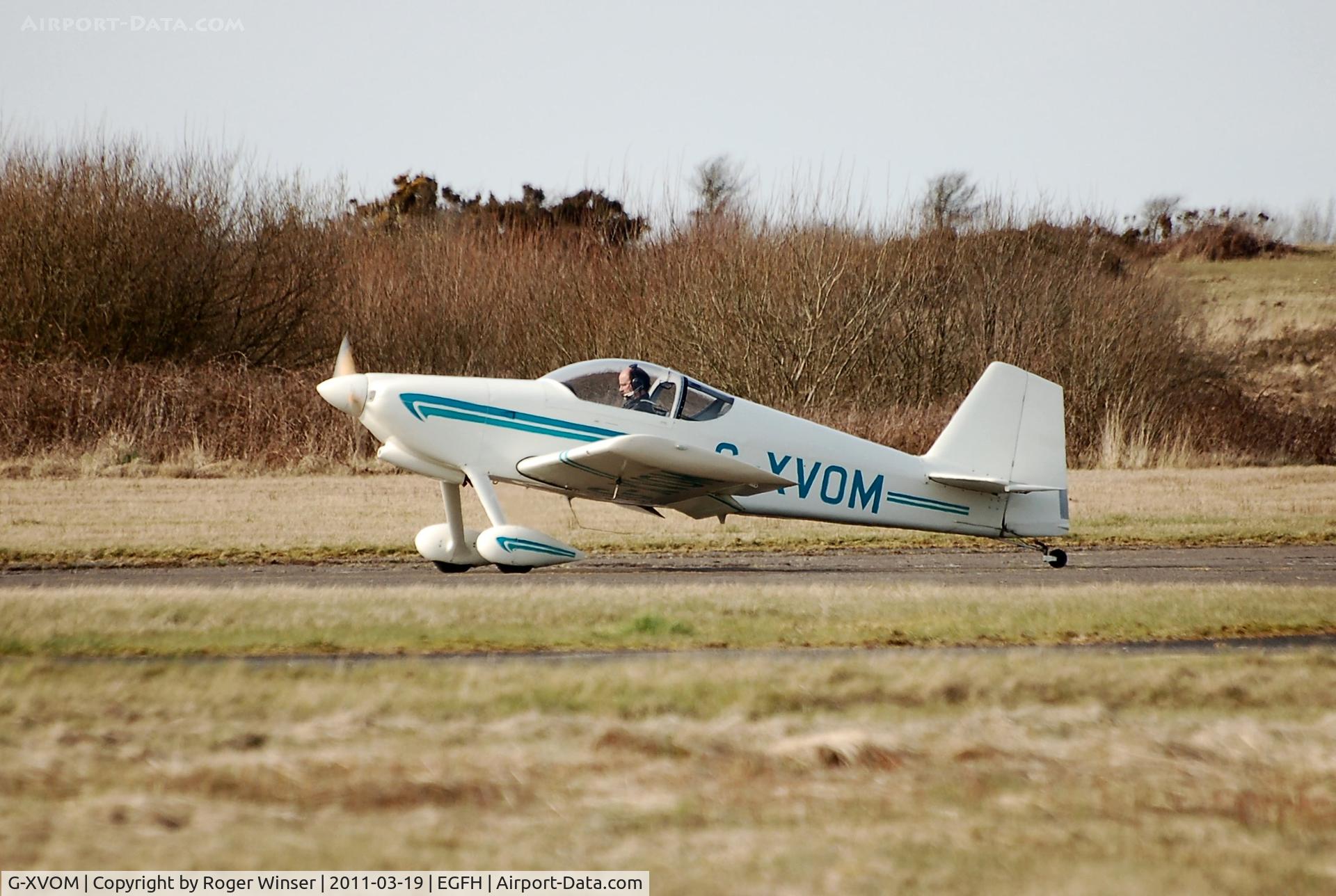 G-XVOM, 2001 Vans RV-6 C/N PFA 181A-12894, Departing Runway 22
