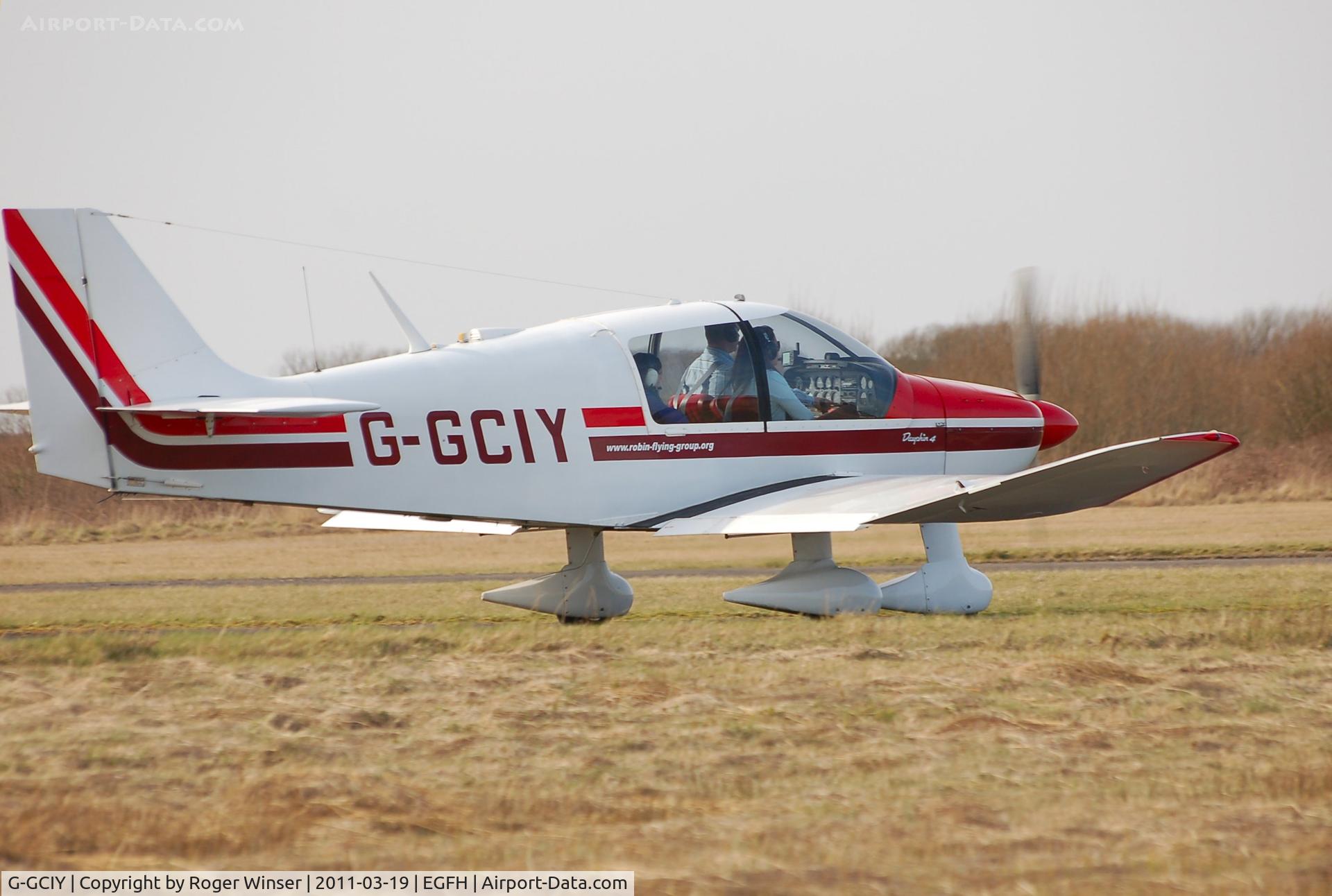 G-GCIY, 1980 Robin DR-400-140B Major C/N 1488, Robin Major prior to departure