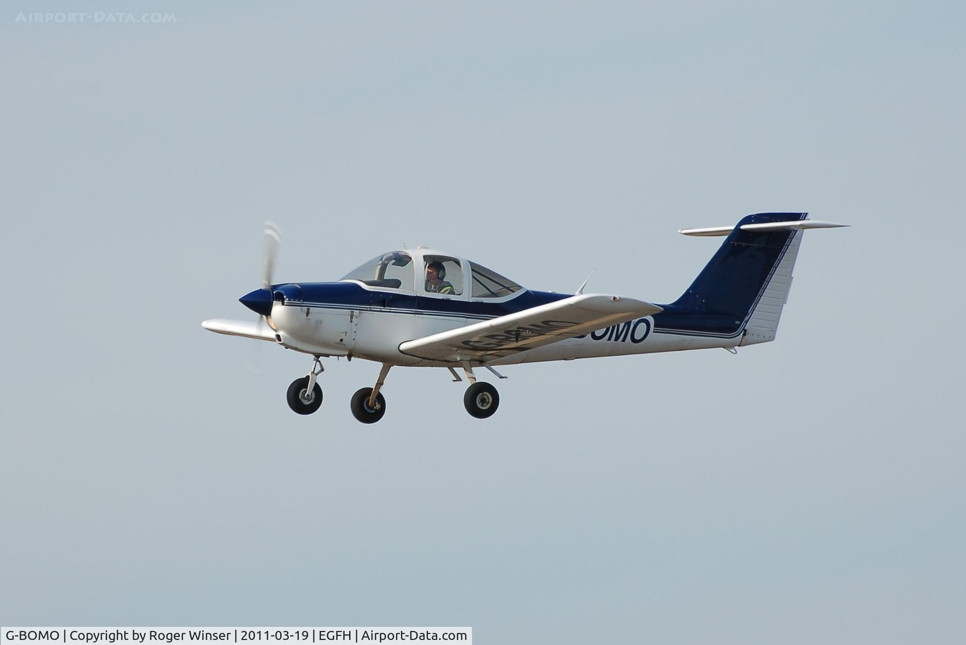 G-BOMO, 1981 Piper PA-38-112 Tomahawk Tomahawk C/N 38-81A0161, One of Cambrian Flying Club's Tomahawks.