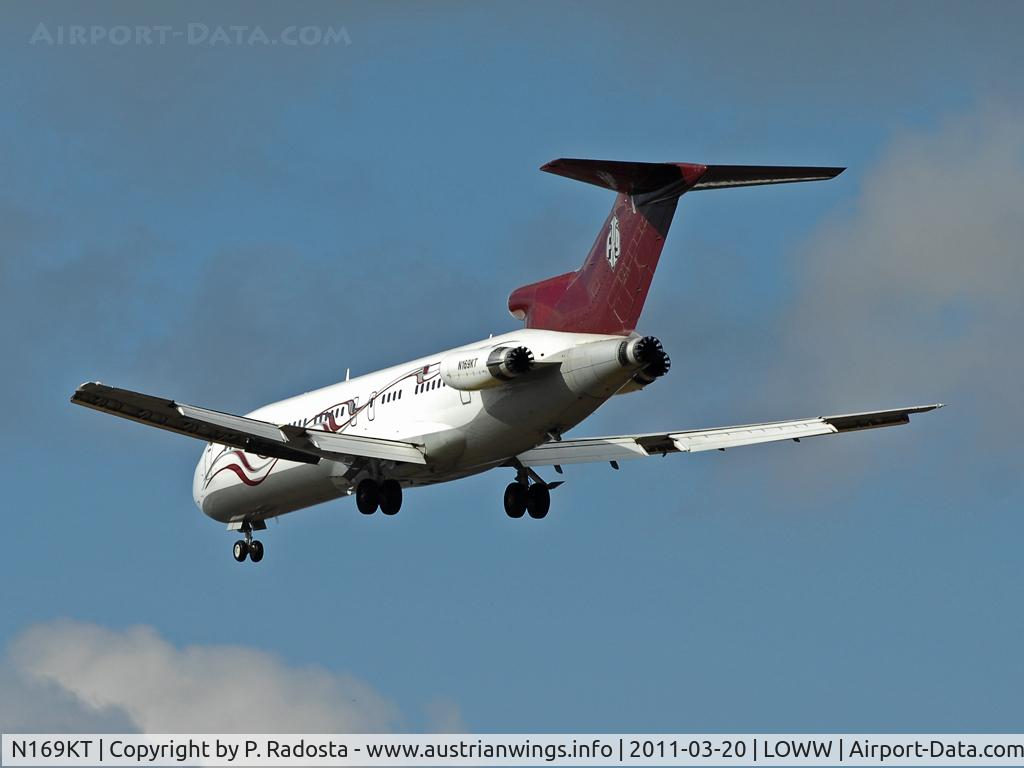 N169KT, 1980 Boeing 727-269 C/N 22359, Nice to see this old bird at VIE ...