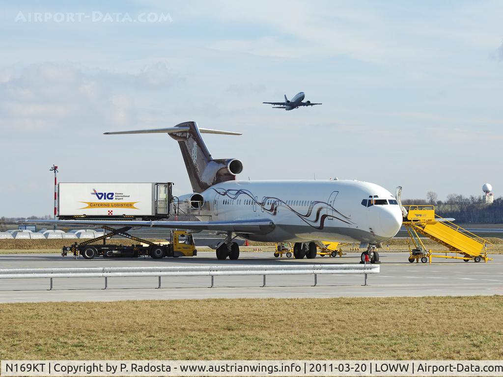 N169KT, 1980 Boeing 727-269 C/N 22359, Nice to see this old bird at VIE ...