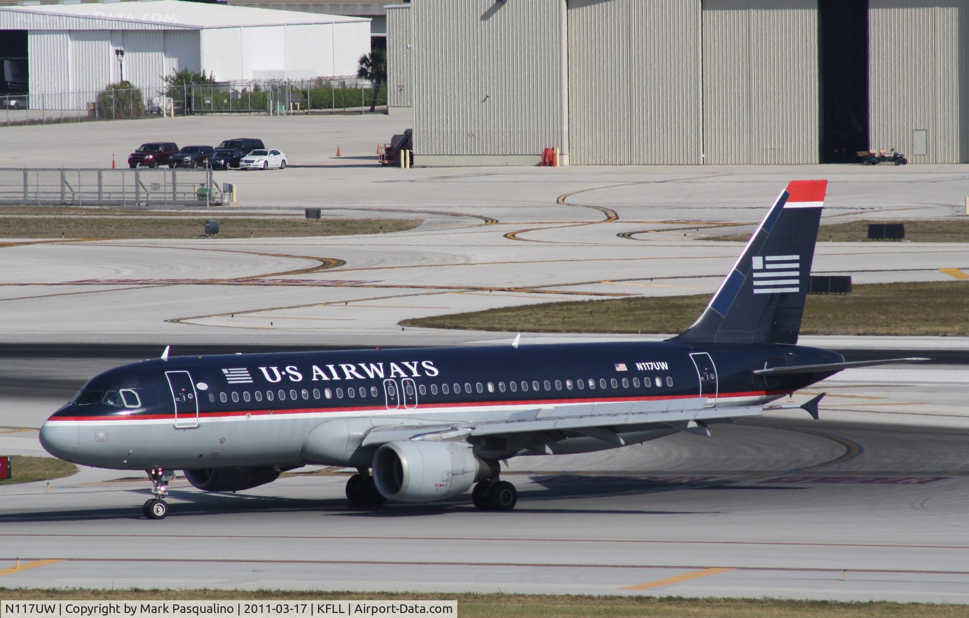 N117UW, 2000 Airbus A320-214 C/N 1224, Airbus A320