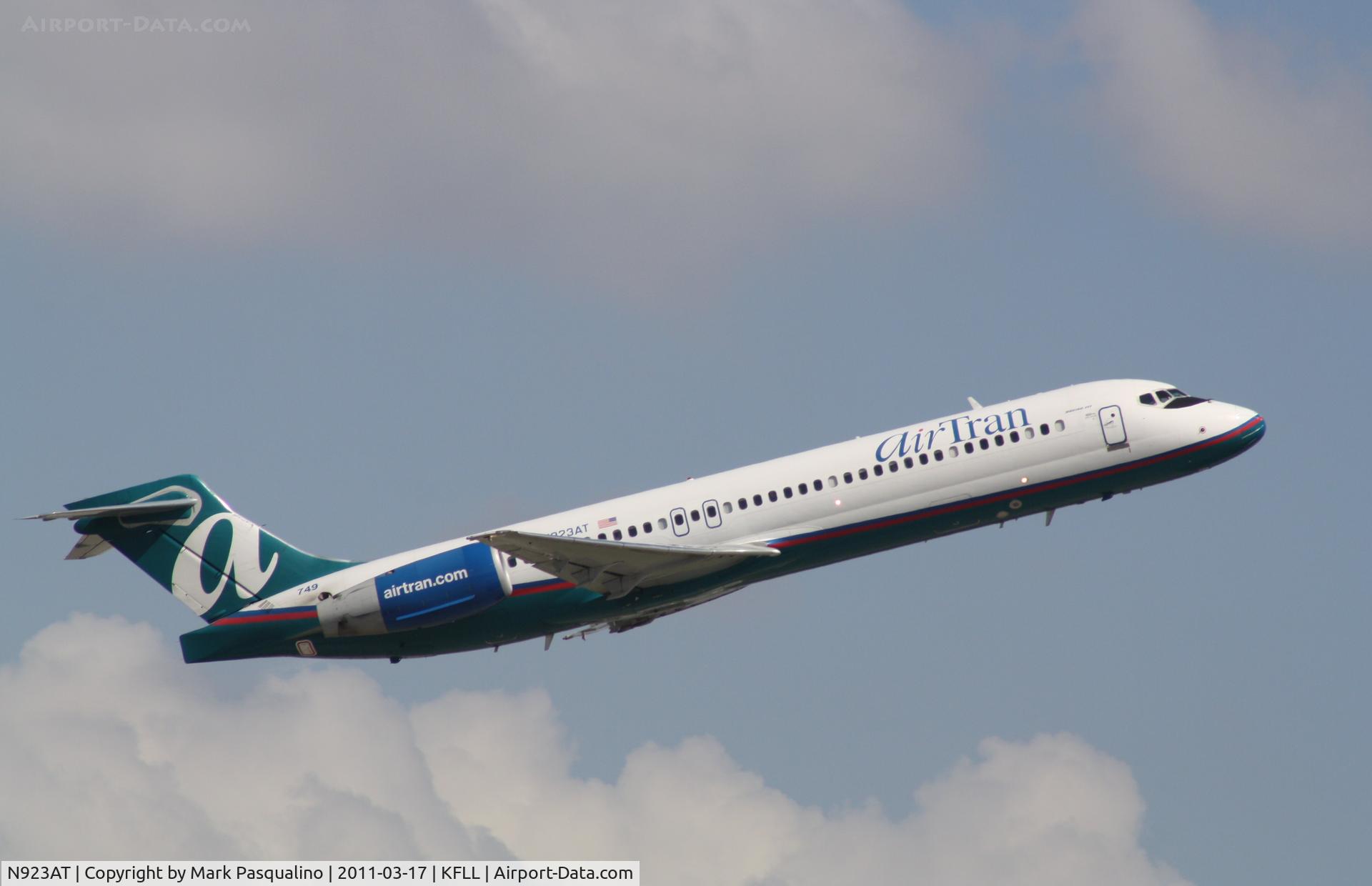 N923AT, 2005 Boeing 717-200 C/N 55051, Boeing 717-200