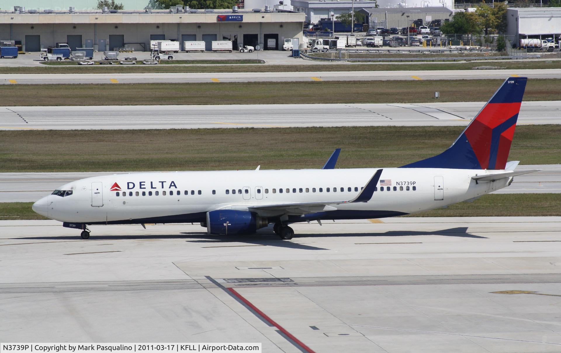 N3739P, 2000 Boeing 737-832 C/N 30541, Boeing 737-800