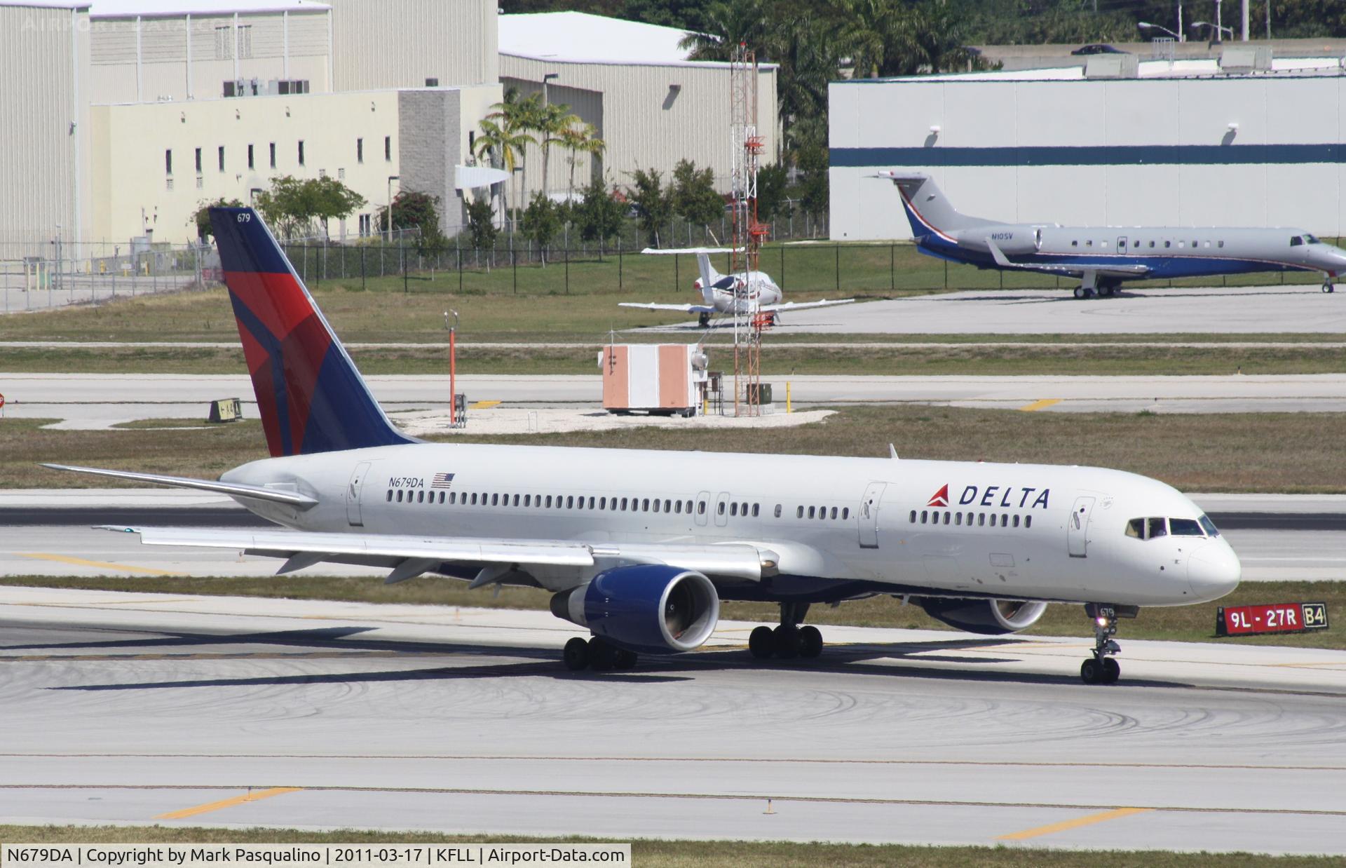 N679DA, 1992 Boeing 757-232 C/N 26955, Boeing 757-200