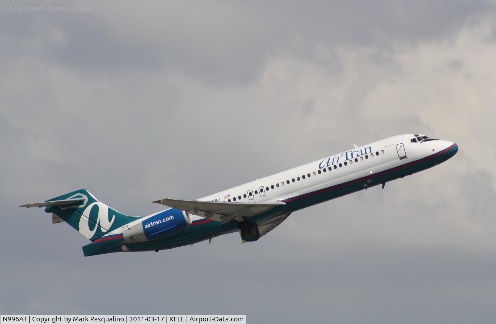 N996AT, 2002 Boeing 717-200 C/N 55140, Boeing 717-200