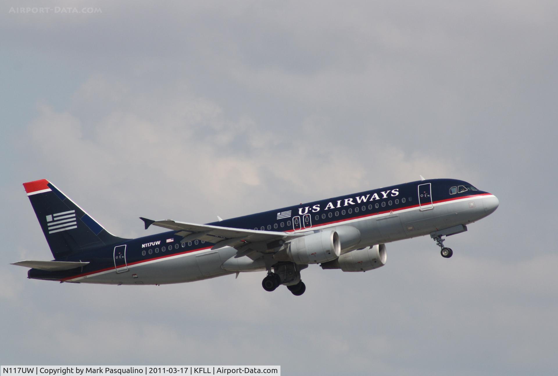 N117UW, 2000 Airbus A320-214 C/N 1224, Airbus A320