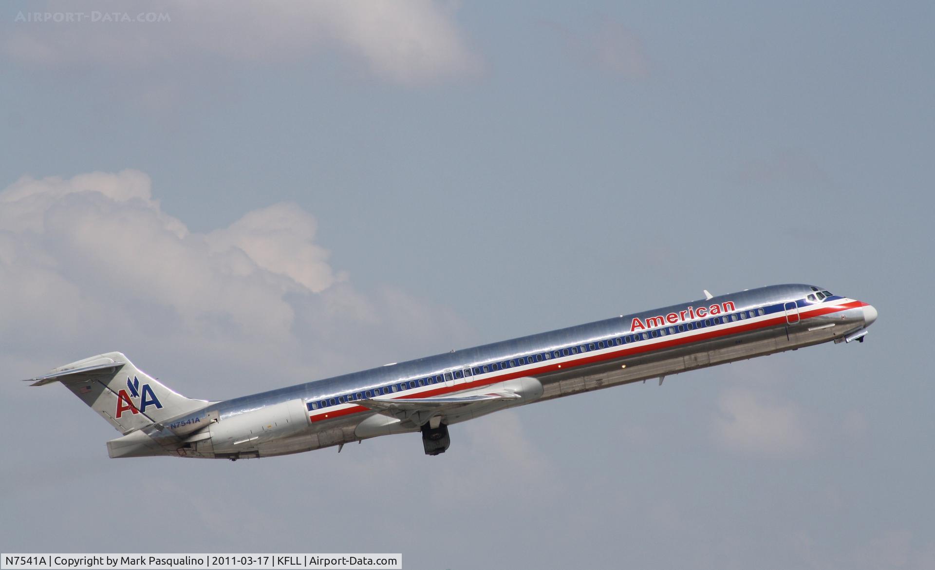 N7541A, 1990 McDonnell Douglas MD-82 (DC-9-82) C/N 49995, MD-82