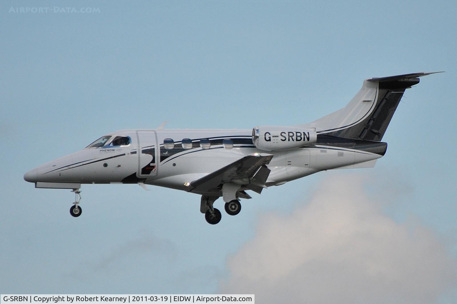 G-SRBN, 2009 Embraer EMB-500 Phenom 100 C/N 50000056, On short finals r/w 28