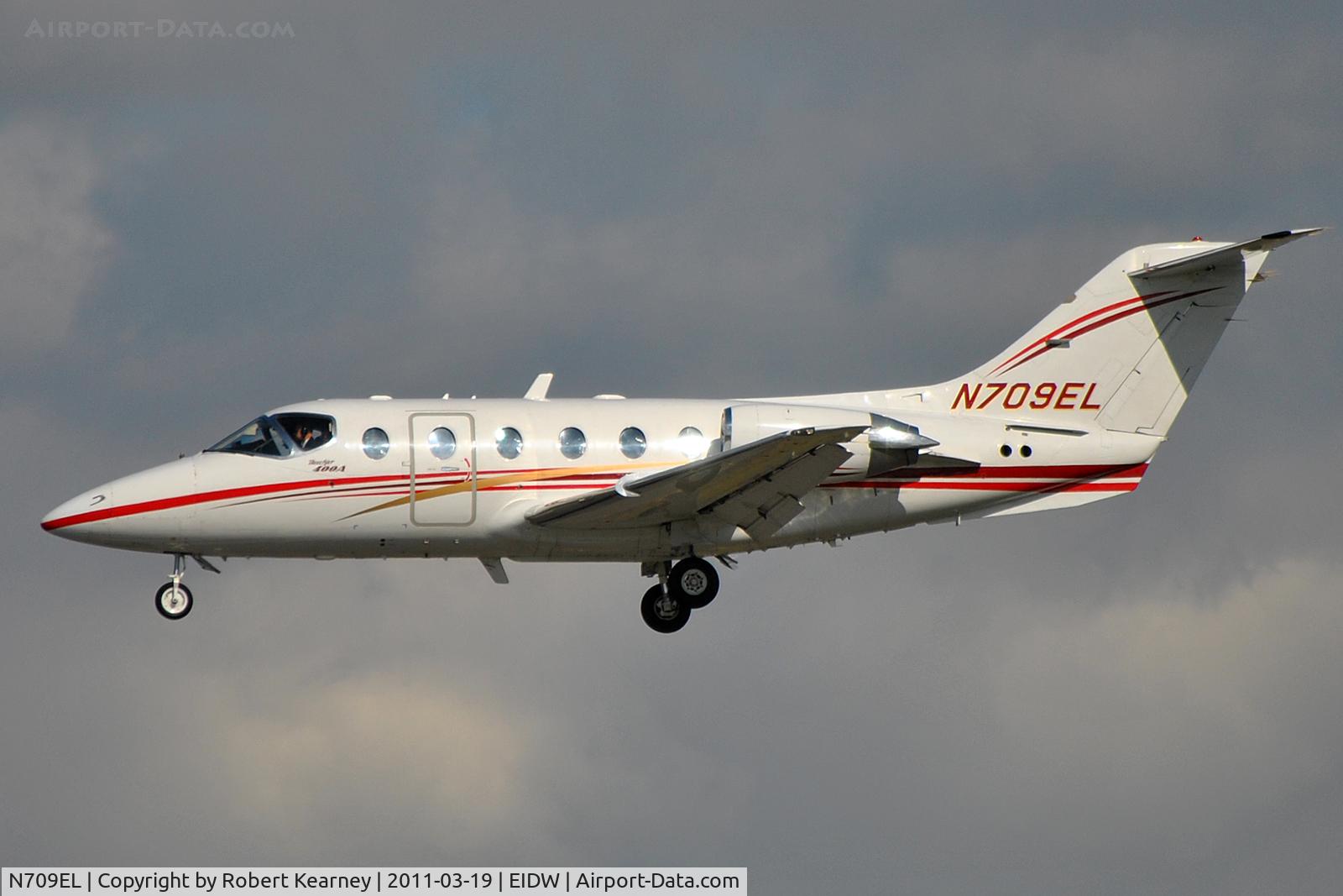 N709EL, 1992 Beech 400A Beechjet C/N RK-52, On short finals r/w 28