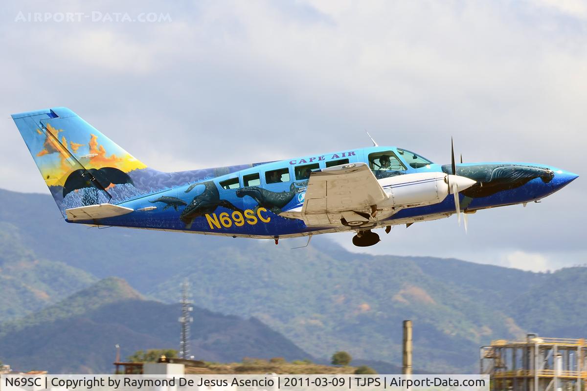 N69SC, 1979 Cessna 402C II C/N 402C0041, Whales flying over Mercedita's Airport...