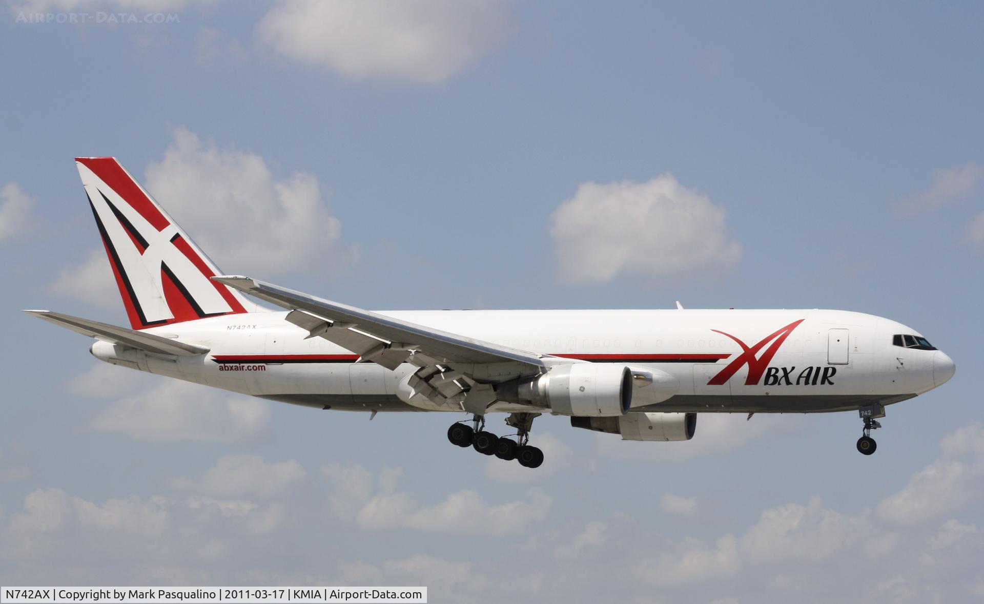 N742AX, 1983 Boeing 767-232 C/N 22217, Boeing 767-200