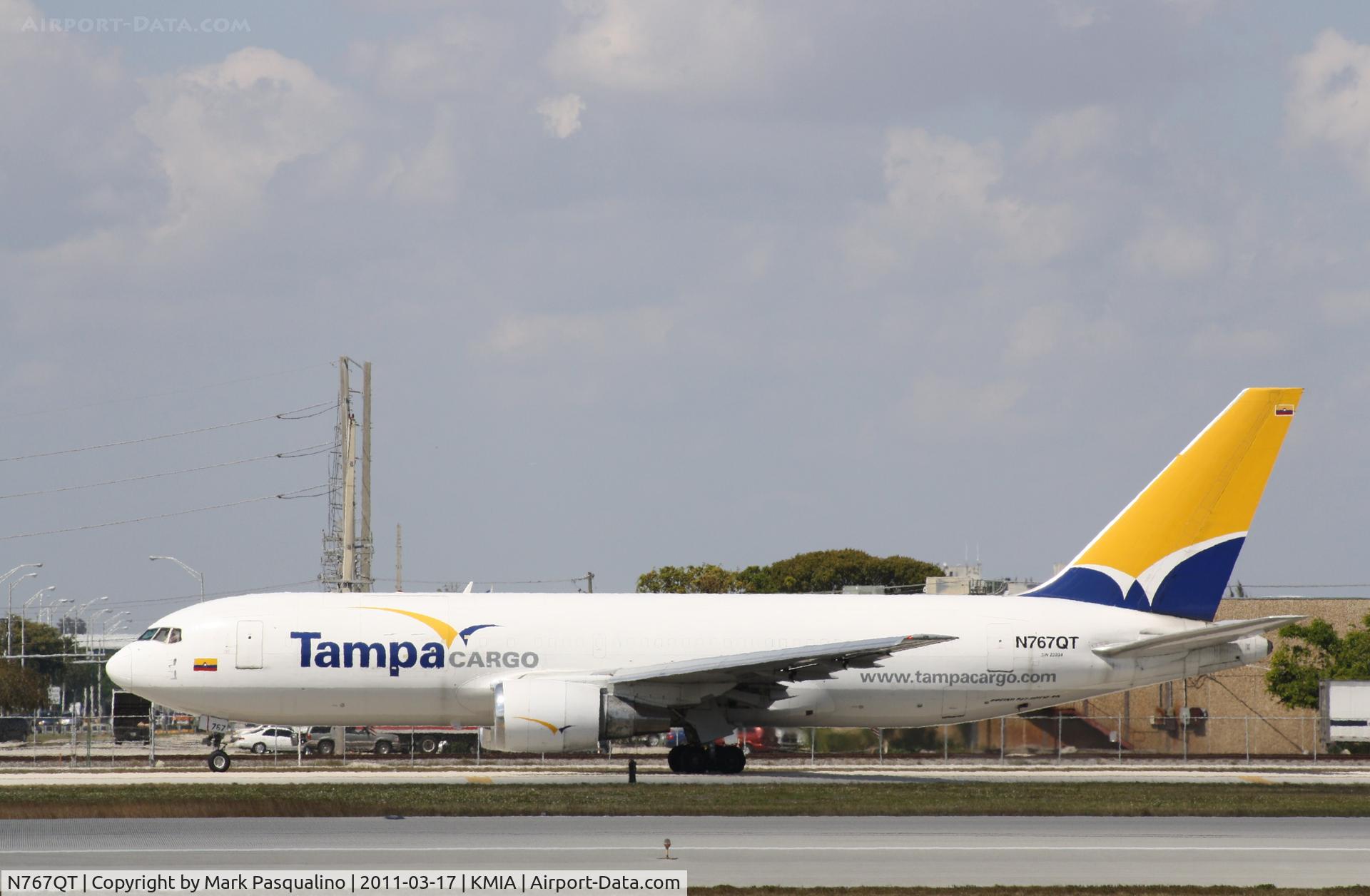 N767QT, 1987 Boeing 767-200/ER C/N 23804, Boeing 767-200ER